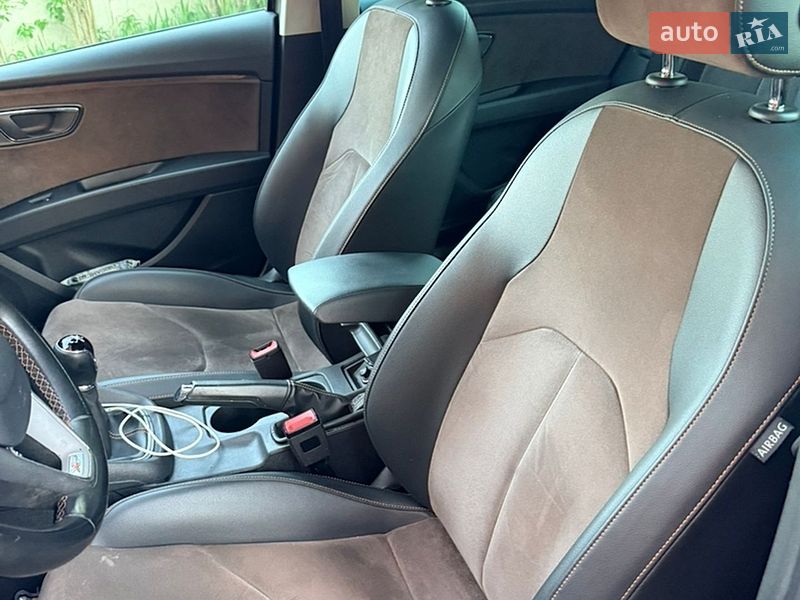 Универсал SEAT Leon 2016 в Киеве