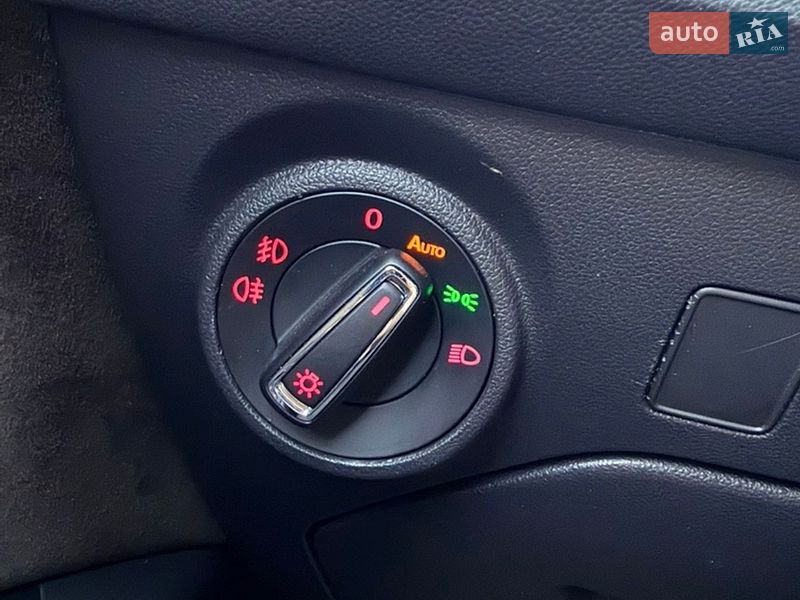 Универсал SEAT Leon 2016 в Киеве