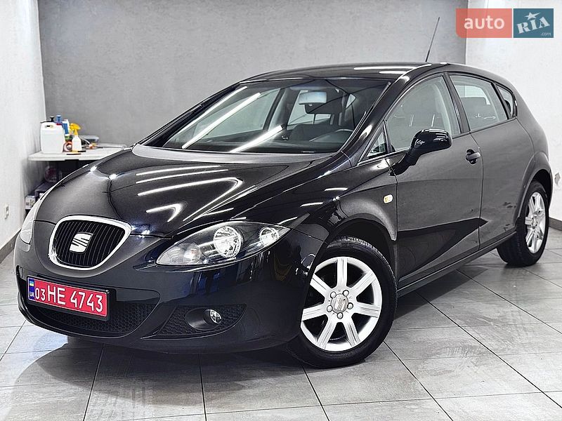 Хэтчбек SEAT Leon 2006 в Стрые