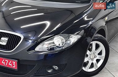 Хэтчбек SEAT Leon 2006 в Стрые
