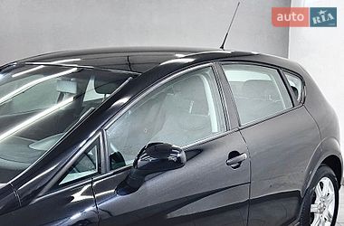 Хэтчбек SEAT Leon 2006 в Стрые