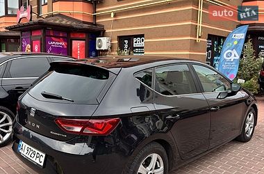 Хэтчбек SEAT Leon 2014 в Киеве