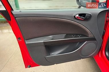 Хэтчбек SEAT Leon 2008 в Бердичеве