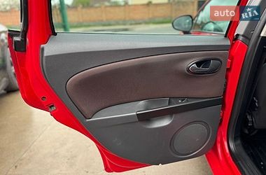 Хэтчбек SEAT Leon 2008 в Бердичеве