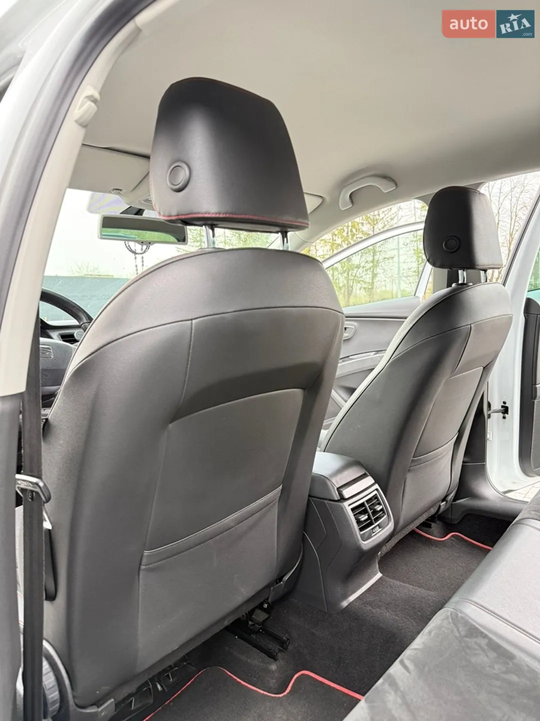 2015 SEAT Leon - мініатюра 23