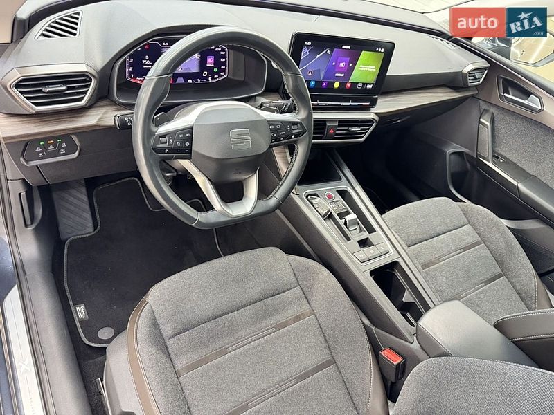 Универсал SEAT Leon 2023 в Буче