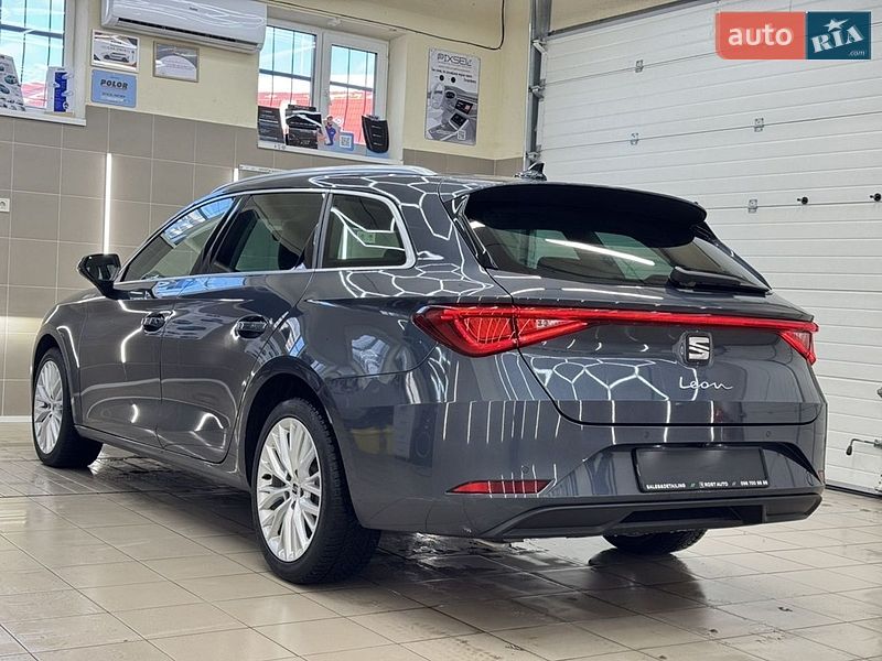 Универсал SEAT Leon 2023 в Буче