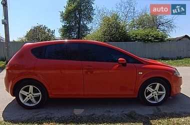 Хэтчбек SEAT Leon 2005 в Харькове