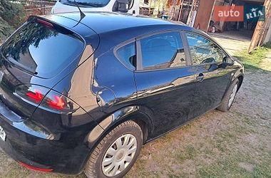 Хэтчбек SEAT Leon 2008 в Бучаче