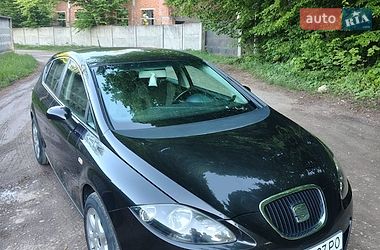 Хэтчбек SEAT Leon 2008 в Львове