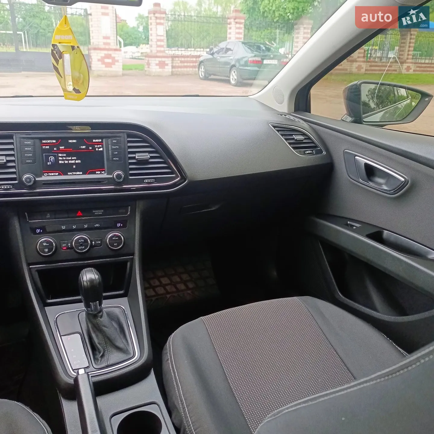 2015 SEAT Leon - мініатюра 4