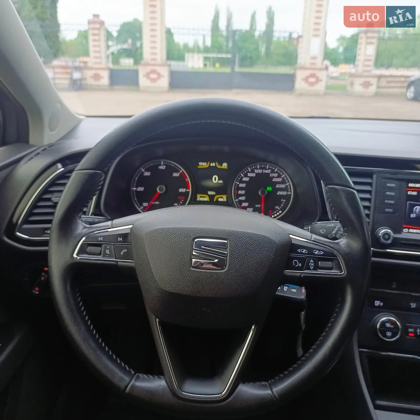 2015 SEAT Leon - мініатюра 3