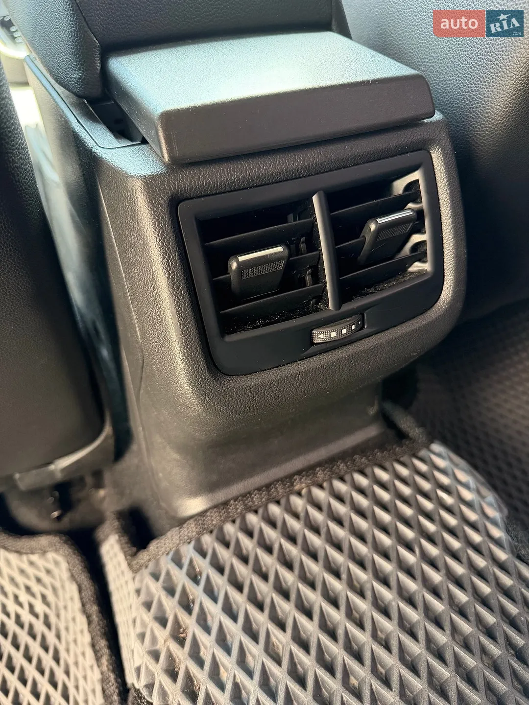 2015 SEAT Leon - мініатюра 27
