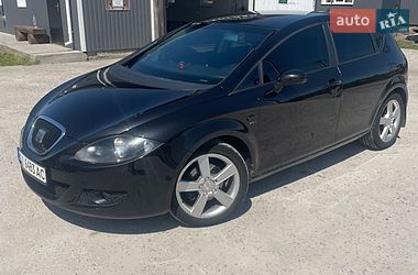 Хэтчбек SEAT Leon 2006 в Киеве