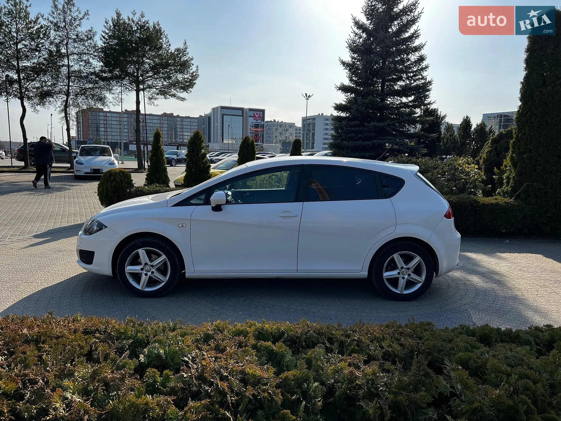 2011 SEAT Leon - мініатюра 4