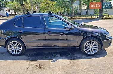 Хетчбек SEAT Leon 2006 в Києві