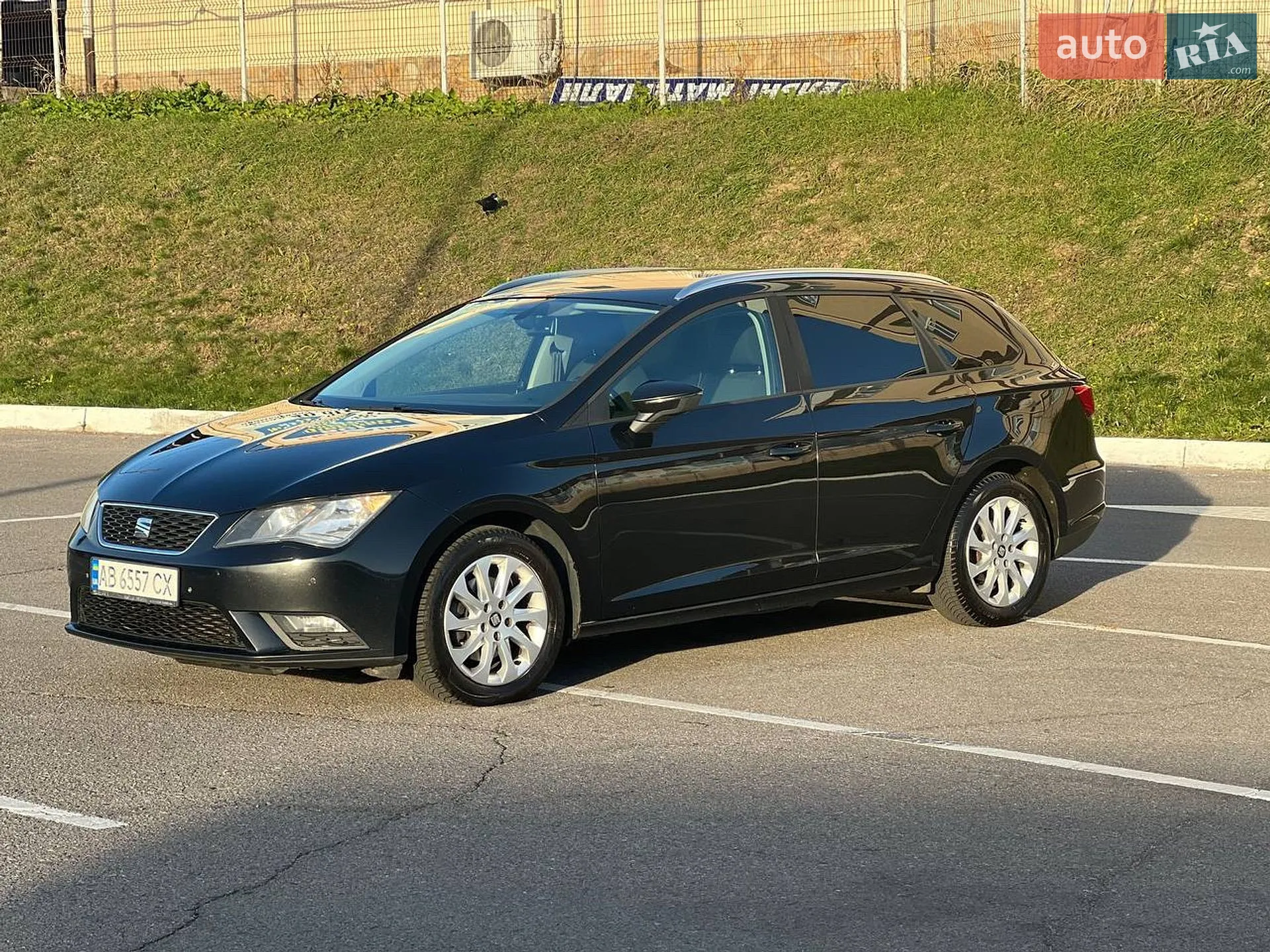 2014 SEAT Leon - мініатюра 4