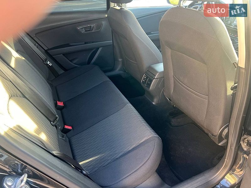 Универсал SEAT Leon 2014 в Киеве