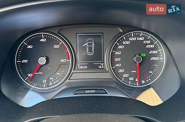 Хэтчбек SEAT Leon 2015 в Белой Церкви