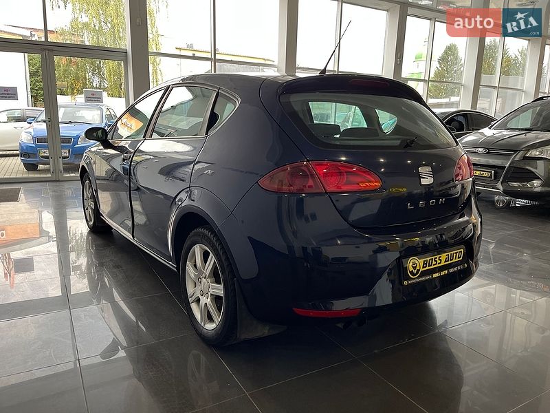Хетчбек SEAT Leon 2006 в Львові