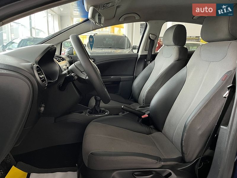 Хетчбек SEAT Leon 2006 в Львові