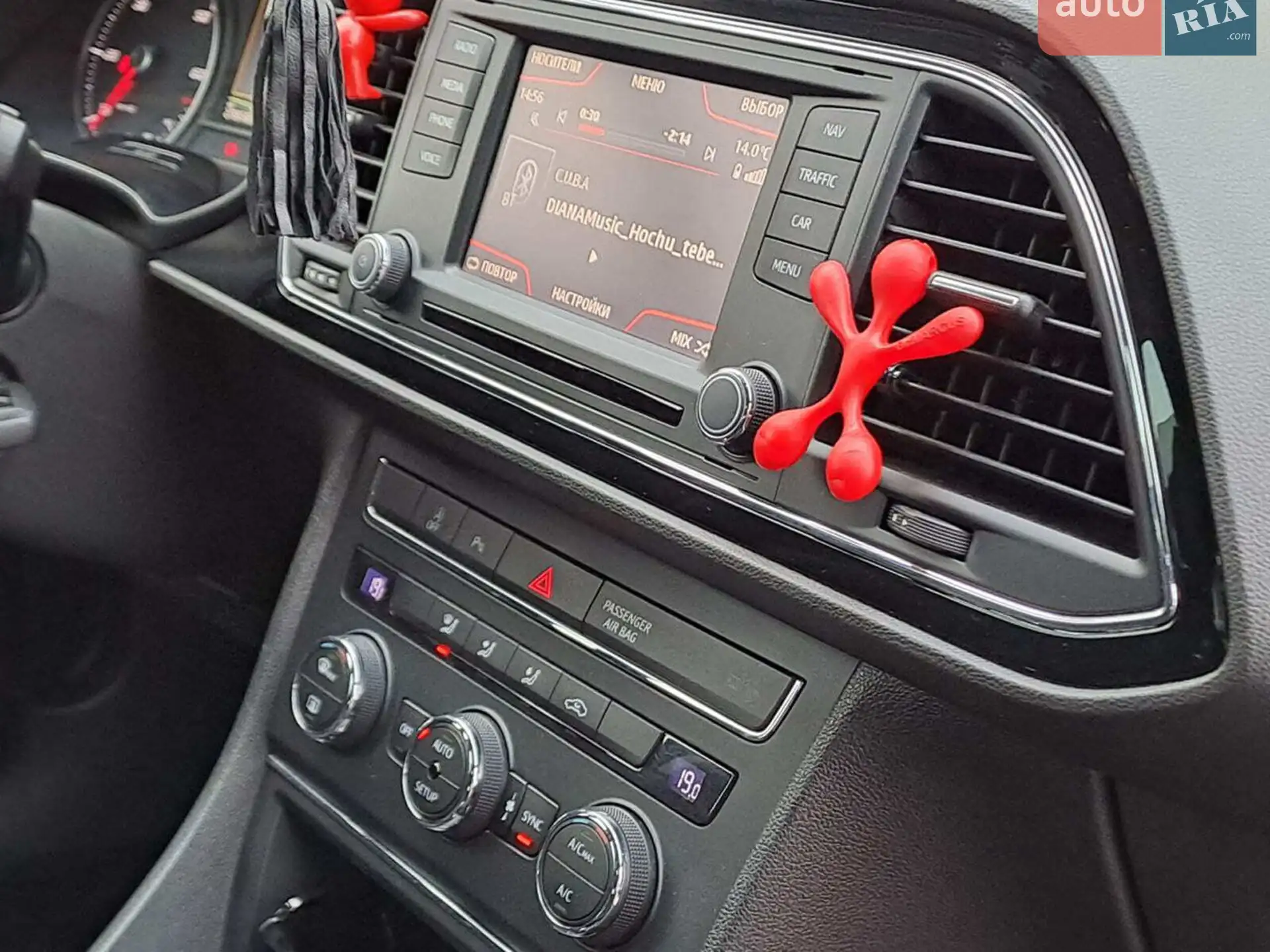 2014 SEAT Leon - мініатюра 6