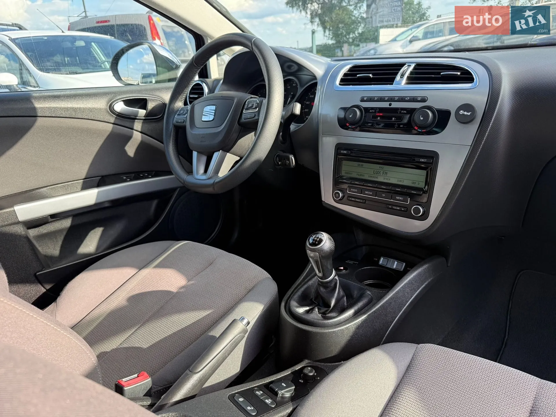 2012 SEAT Leon - мініатюра 16