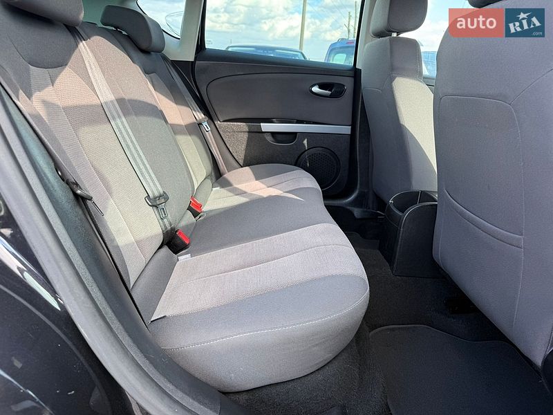 Хэтчбек SEAT Leon 2012 в Ровно фото 18 Хэтчбек SEAT Leon 2012 в Ровно