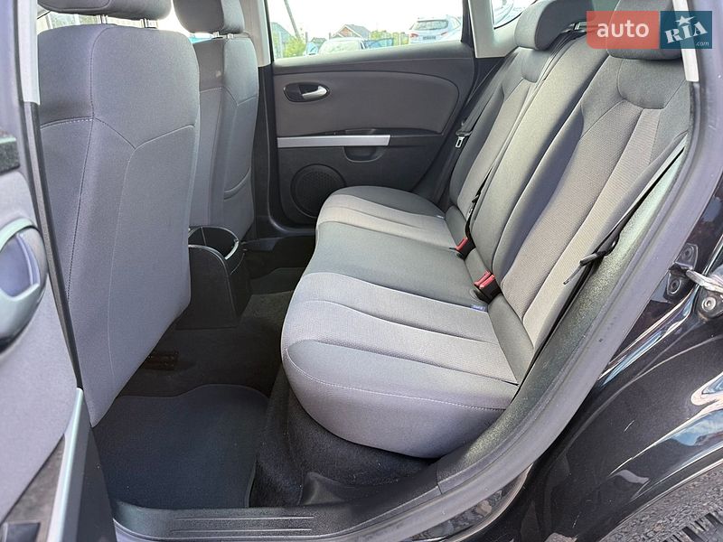 Хэтчбек SEAT Leon 2012 в Ровно фото 24 Хэтчбек SEAT Leon 2012 в Ровно