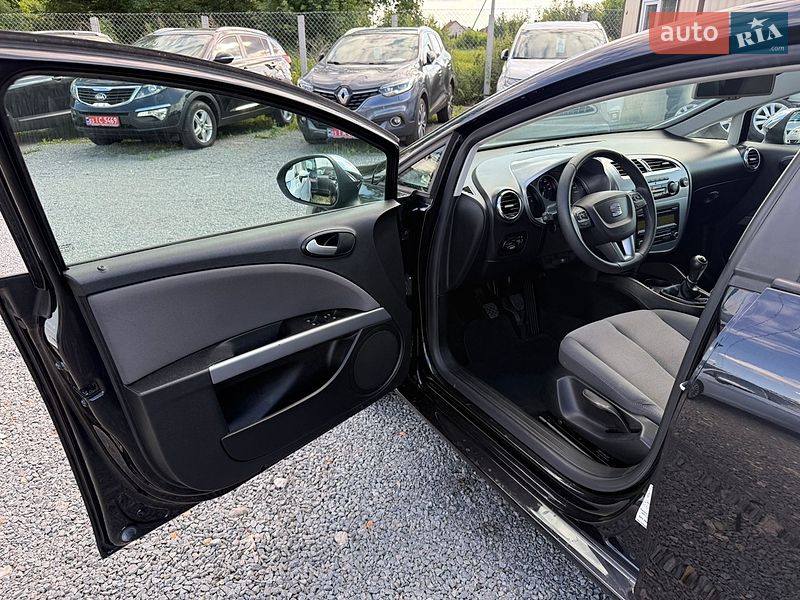Хэтчбек SEAT Leon 2012 в Ровно фото 26 Хэтчбек SEAT Leon 2012 в Ровно