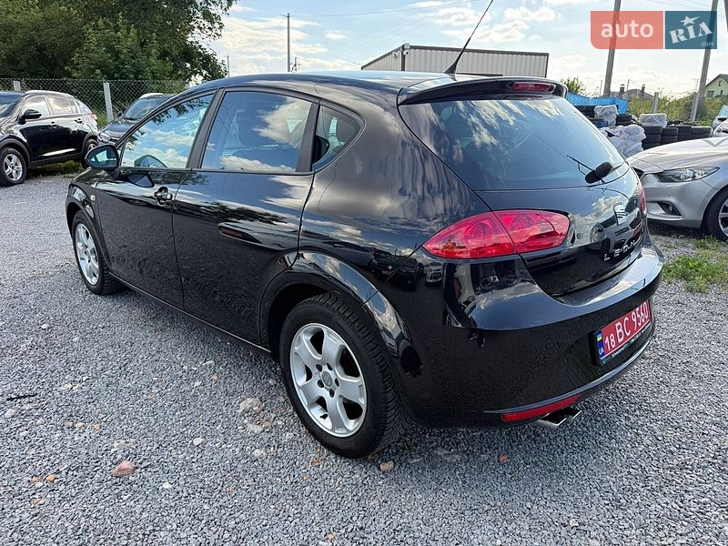 Хэтчбек SEAT Leon 2012 в Ровно фото 47 Хэтчбек SEAT Leon 2012 в Ровно