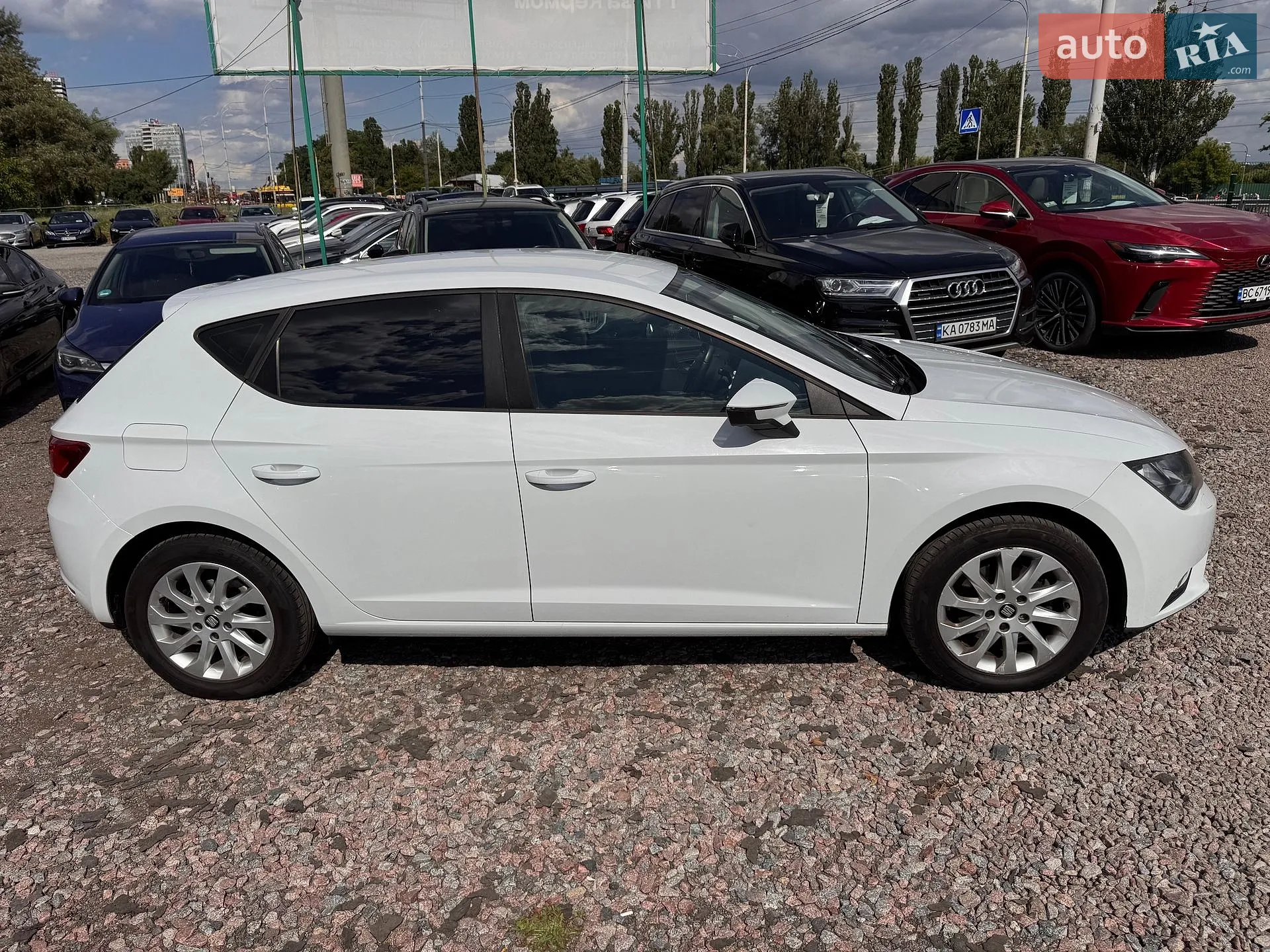 2013 SEAT Leon - мініатюра 8