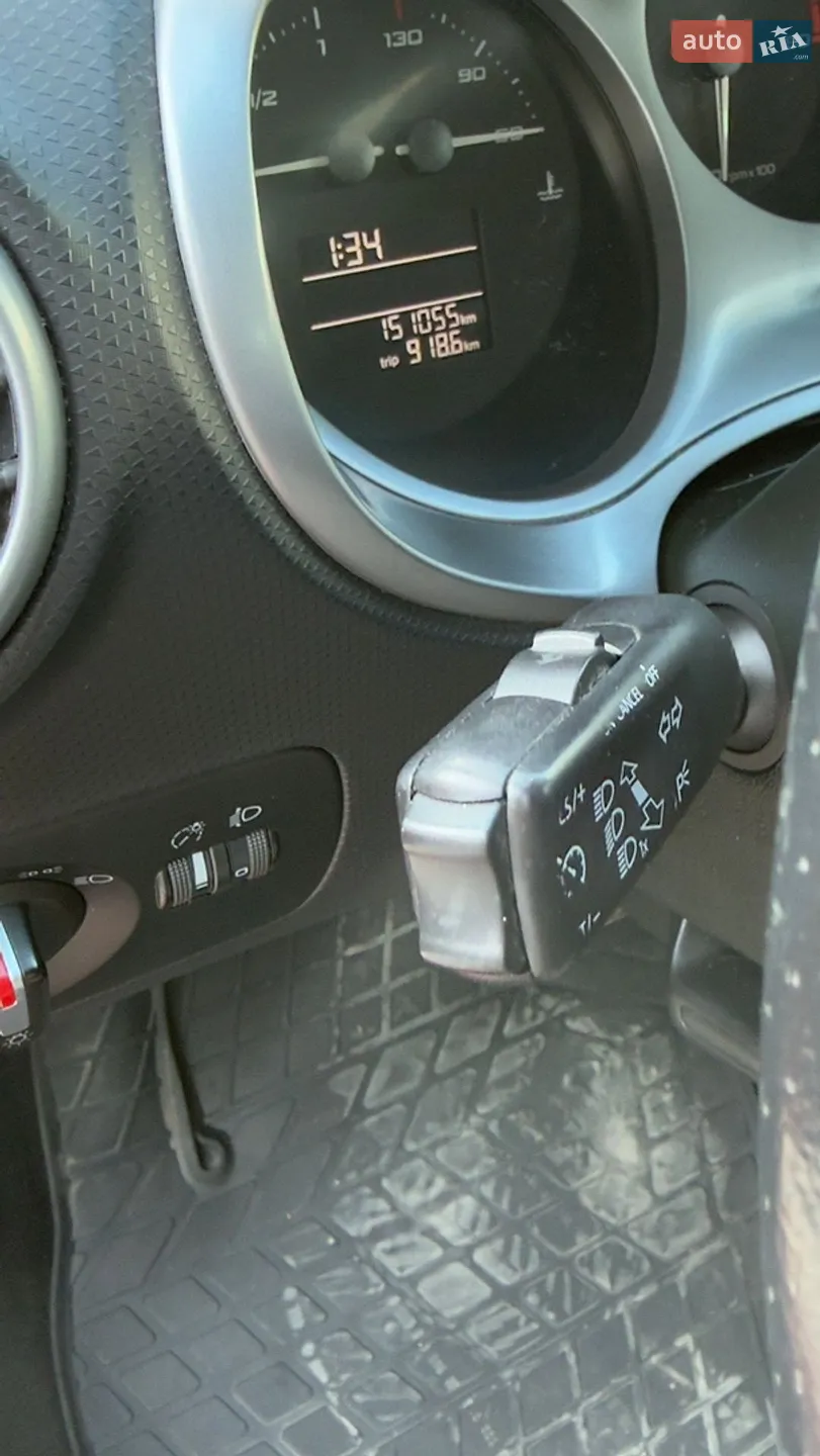 2010 SEAT Leon - мініатюра 12