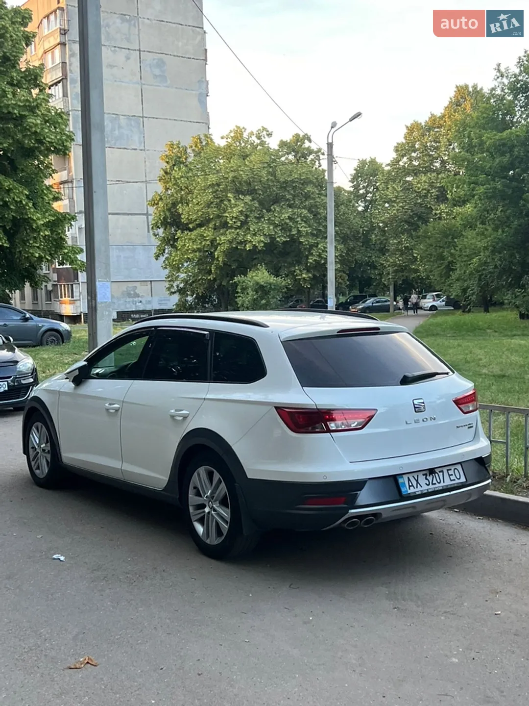 2016 SEAT Leon - мініатюра 3