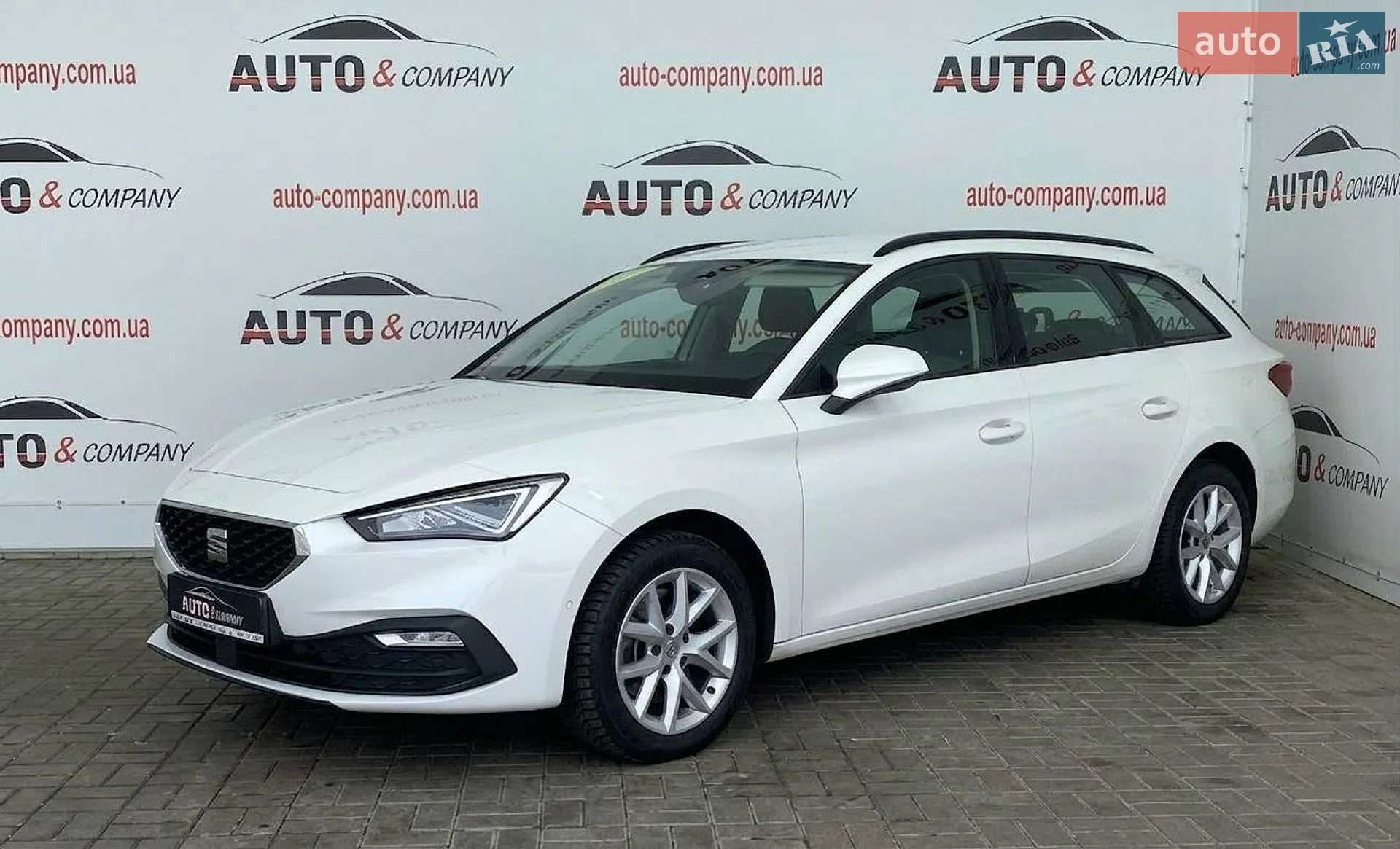 2022 SEAT Leon - фото 1