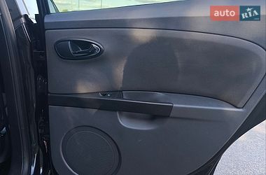 Хэтчбек SEAT Leon 2008 в Днепре