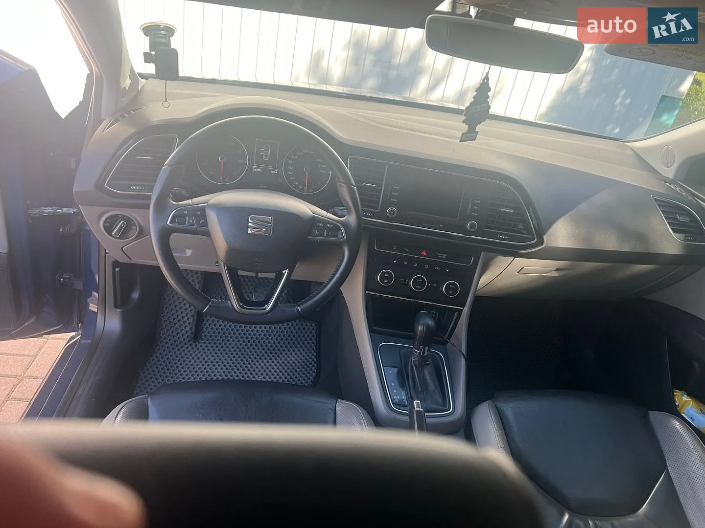 2016 SEAT Leon - мініатюра 8