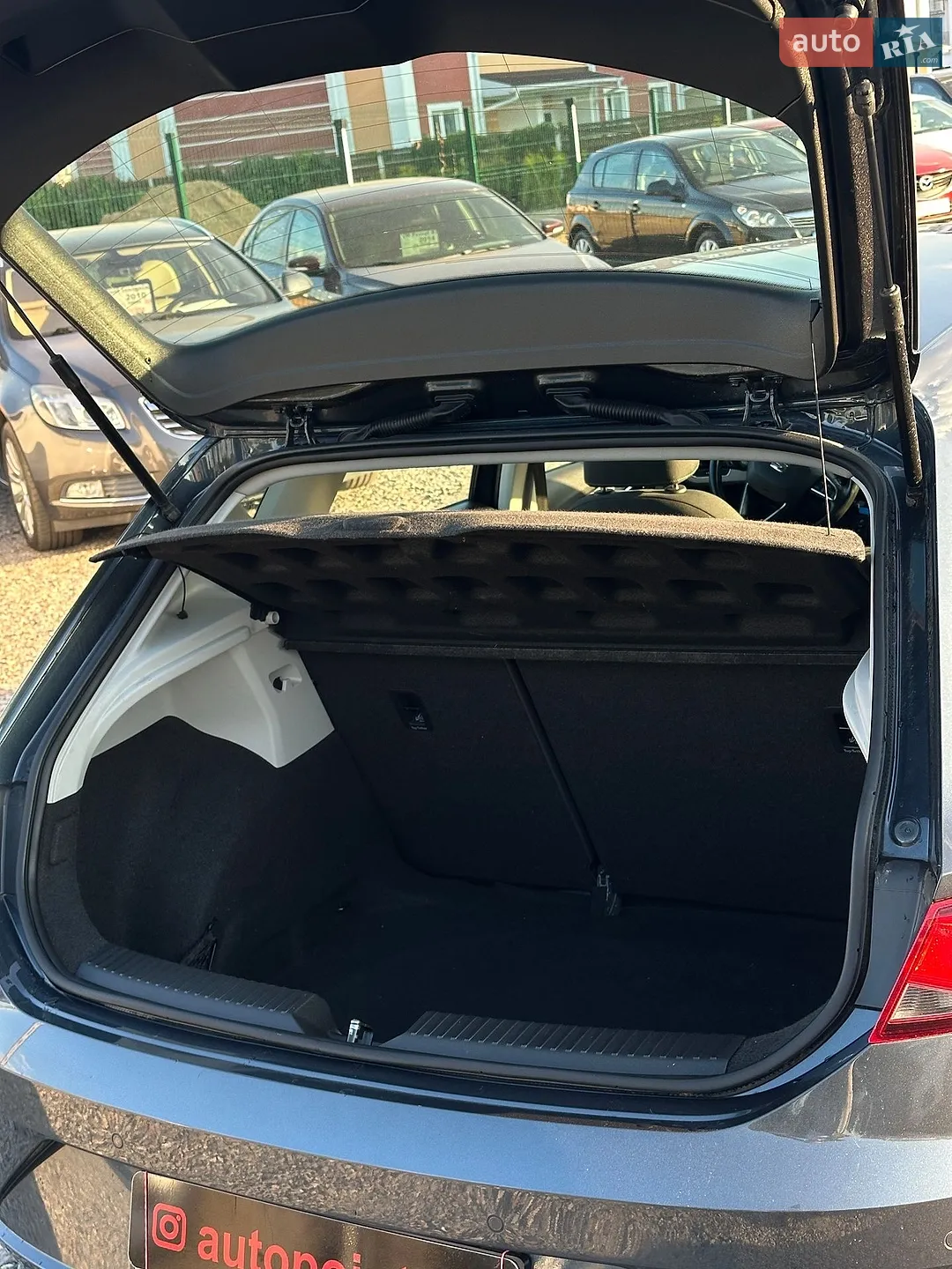 2020 SEAT Leon - мініатюра 13