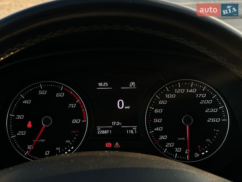 Хэтчбек SEAT Leon 2020 в Белогородке
