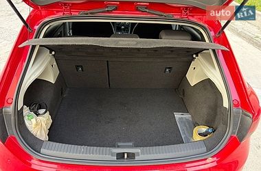 Хэтчбек SEAT Leon 2016 в Киеве