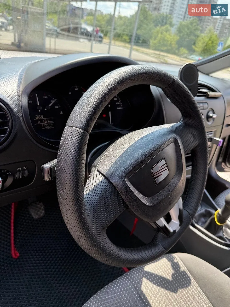 2010 SEAT Leon - мініатюра 8