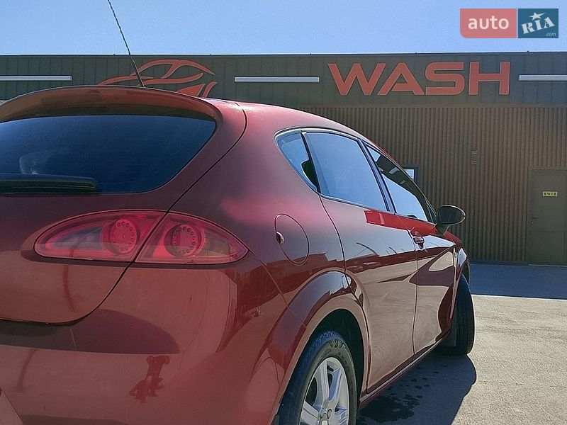 Хетчбек SEAT Leon 2007 в Києві