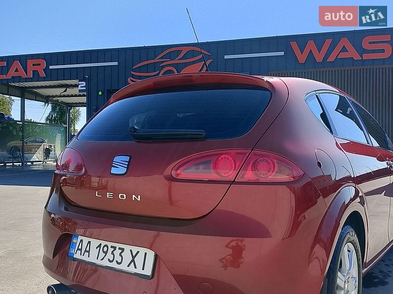 Хетчбек SEAT Leon 2007 в Києві