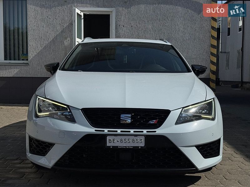 Універсал SEAT Leon 2015 в Луцьку