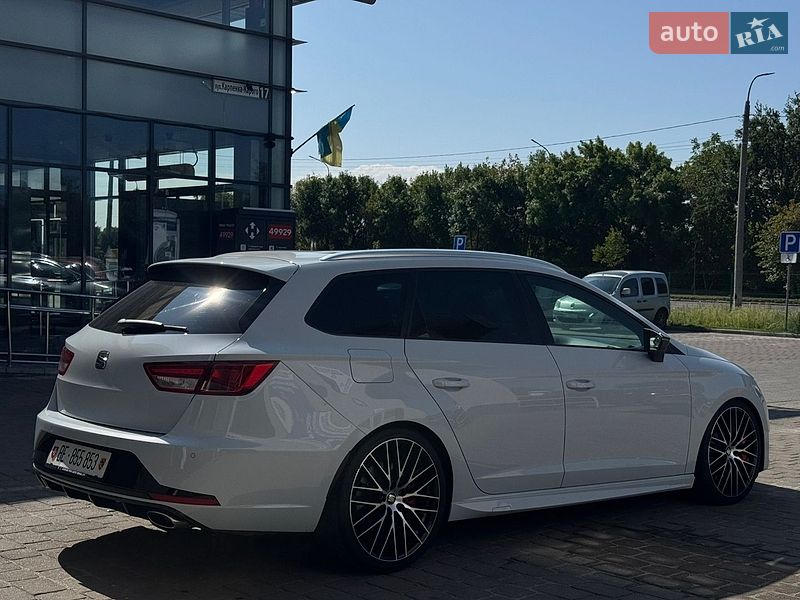 Універсал SEAT Leon 2015 в Луцьку