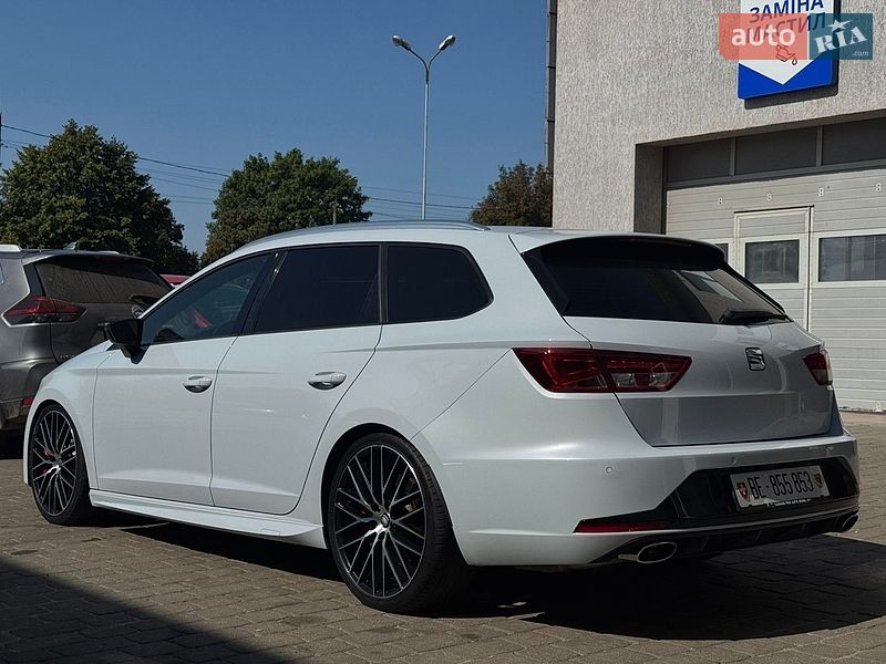 Універсал SEAT Leon 2015 в Луцьку
