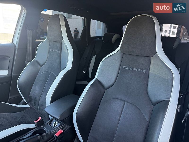 Універсал SEAT Leon 2015 в Луцьку