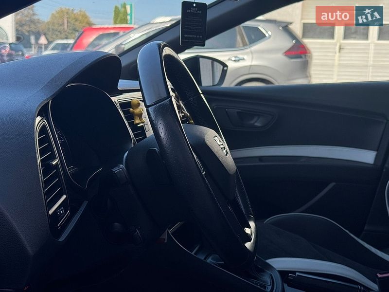 Універсал SEAT Leon 2015 в Луцьку