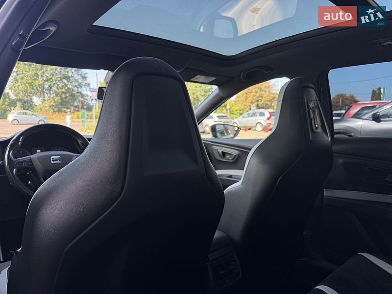 Універсал SEAT Leon 2015 в Луцьку
