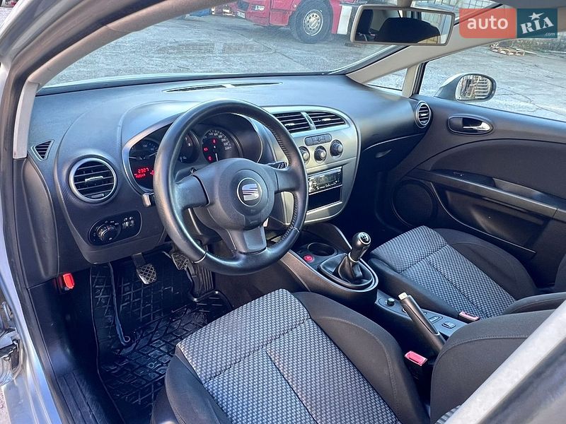 Хэтчбек SEAT Leon 2008 в Дрогобыче фото 29 Хэтчбек SEAT Leon 2008 в Дрогобыче